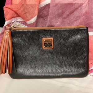 Dooney & Bourke clutch